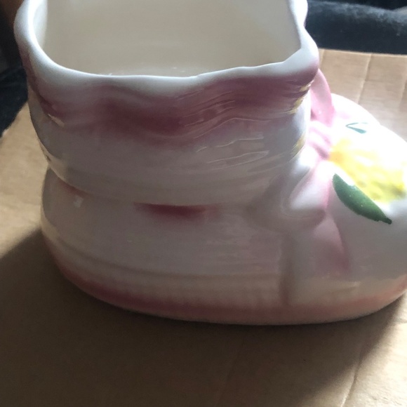 Vintage 60s/ 70s baby boot ceramic planter for newborn baby , vintage baby gift - Picture 8 of 8